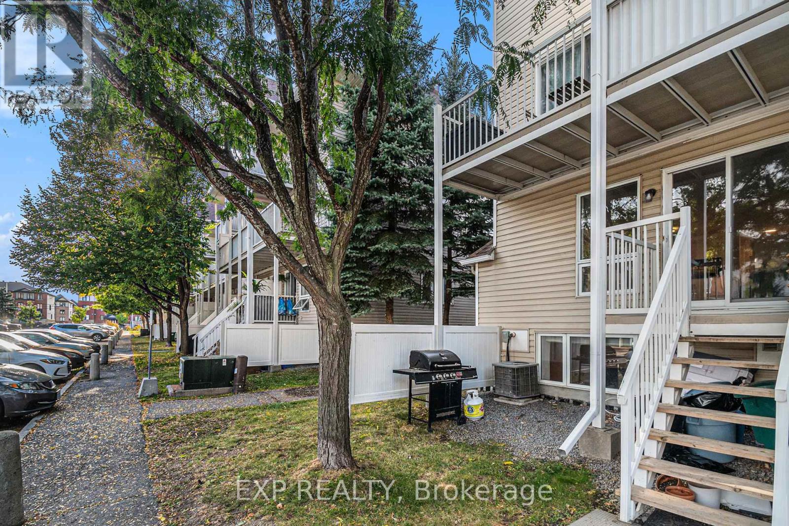 2 Bed, 3 Bath House for Sale in Ottawa – 74 LAKEPOINTE DRIVE, Ottawa – MLS# X13488684 - Image 25
