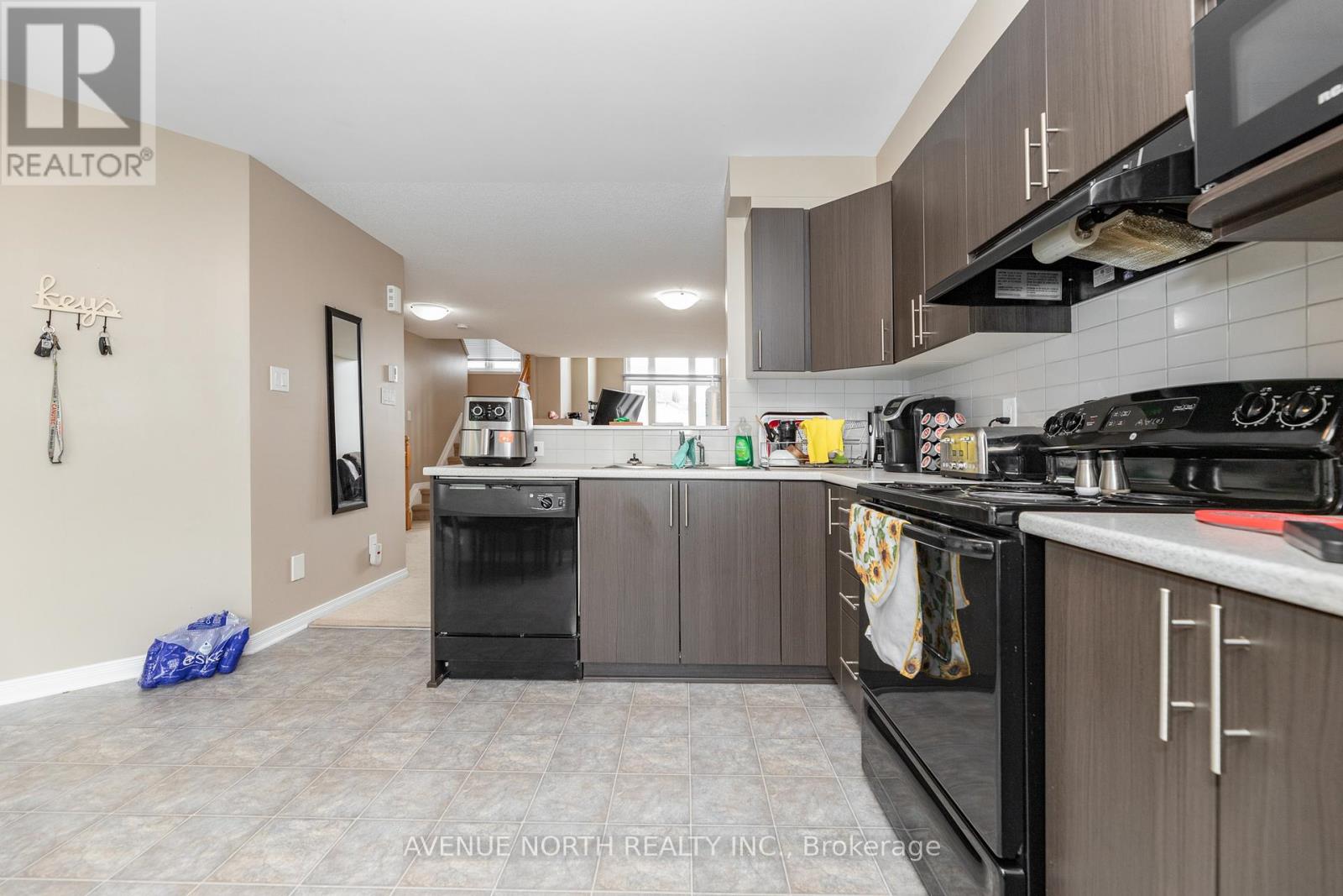 2 Bed, 2 Bath House for Rent in Ottawa – 362 GALSTON PRIVATE, Ottawa – MLS# X13488700 - Image 12