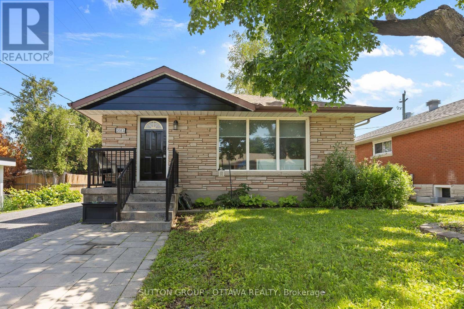 2087 HAIG DRIVE - 1