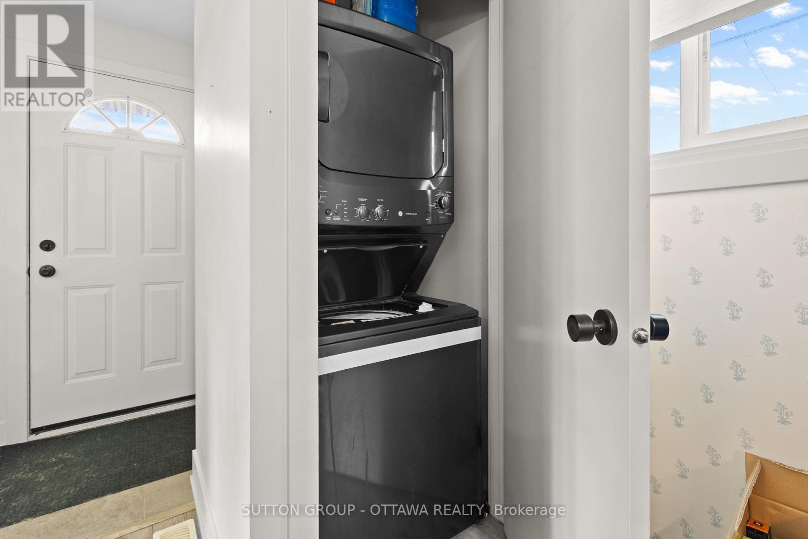 2087 HAIG DRIVE - 11