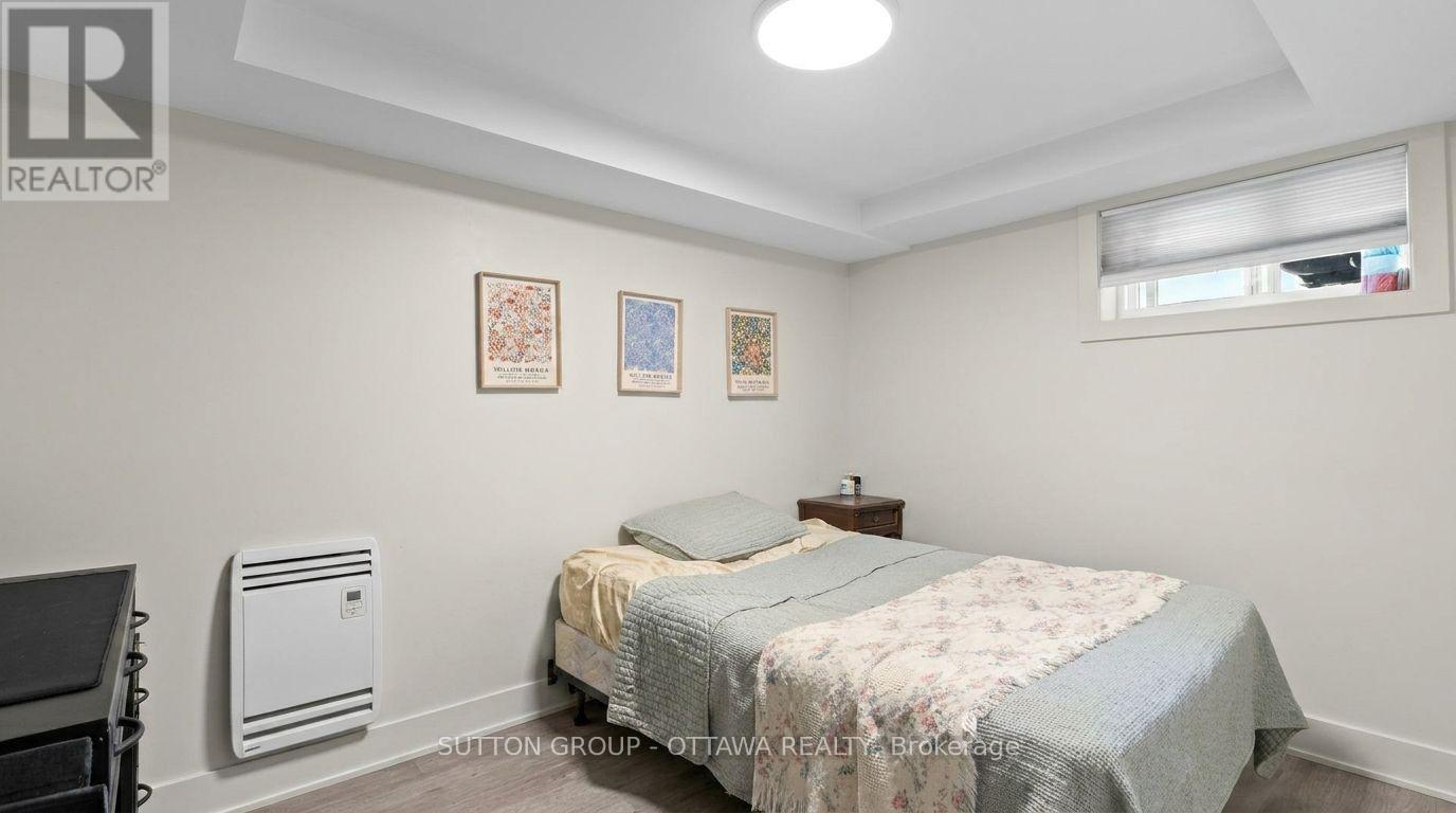 2087 HAIG DRIVE - 24