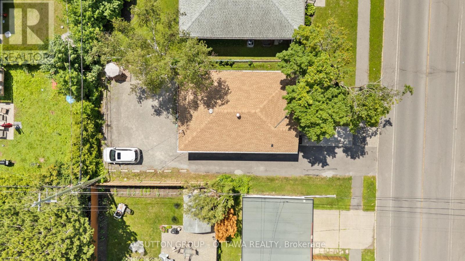 2087 HAIG DRIVE - 30