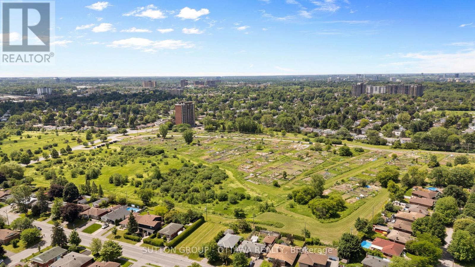 2087 HAIG DRIVE - 35