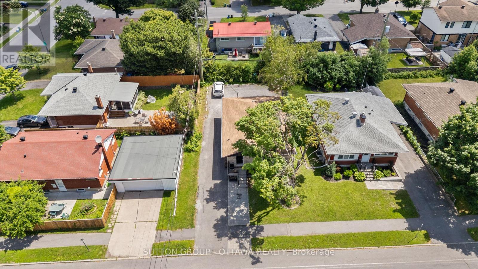 2087 HAIG DRIVE - 37