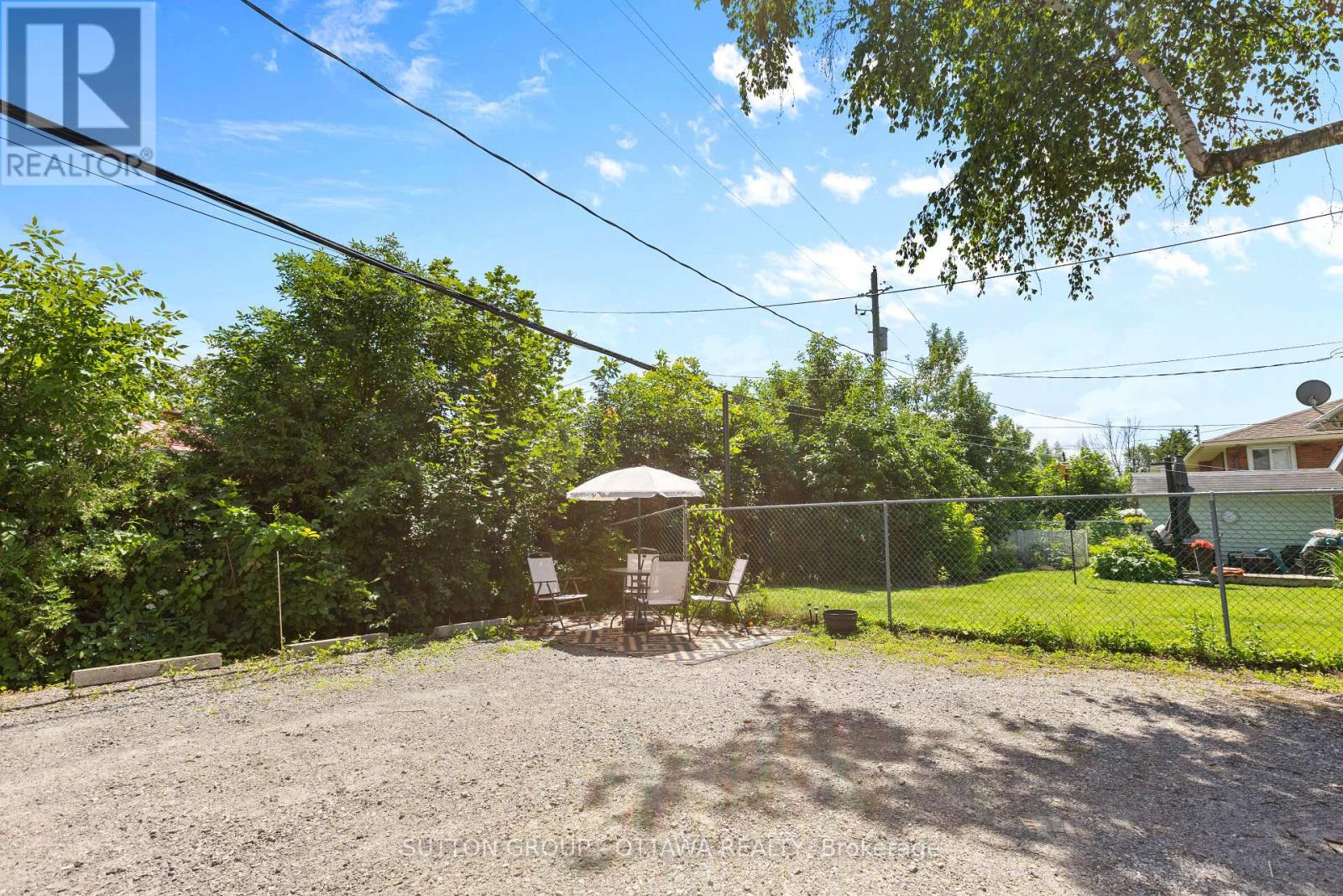 2087 HAIG DRIVE - 39