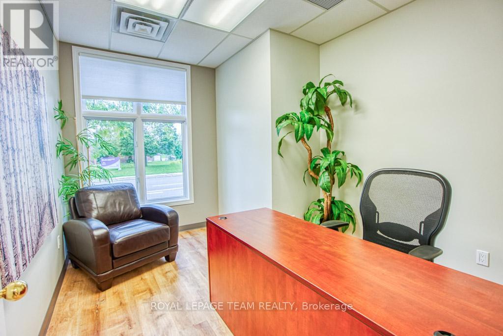 Office for Sale in Ottawa – 84 CENTREPOINTE DRIVE, Ottawa – MLS# X13488838 - Image 10