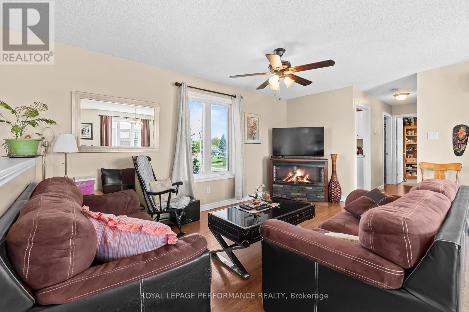 #6 46 CAMBRIDGE STREET - 7