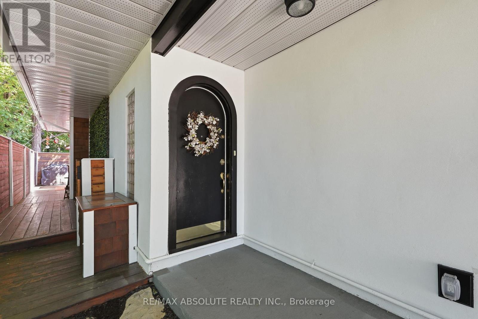 829 MONTREAL ROAD - 5