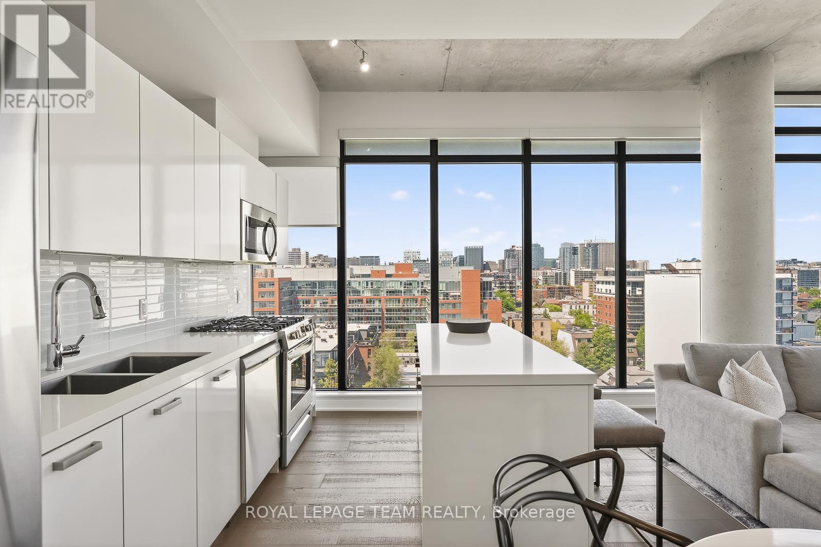 #1009 203 CATHERINE STREET - 11
