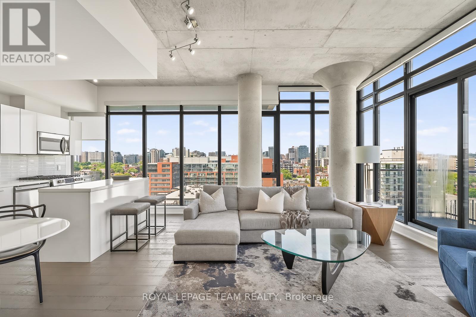 #1009 203 CATHERINE STREET - 2