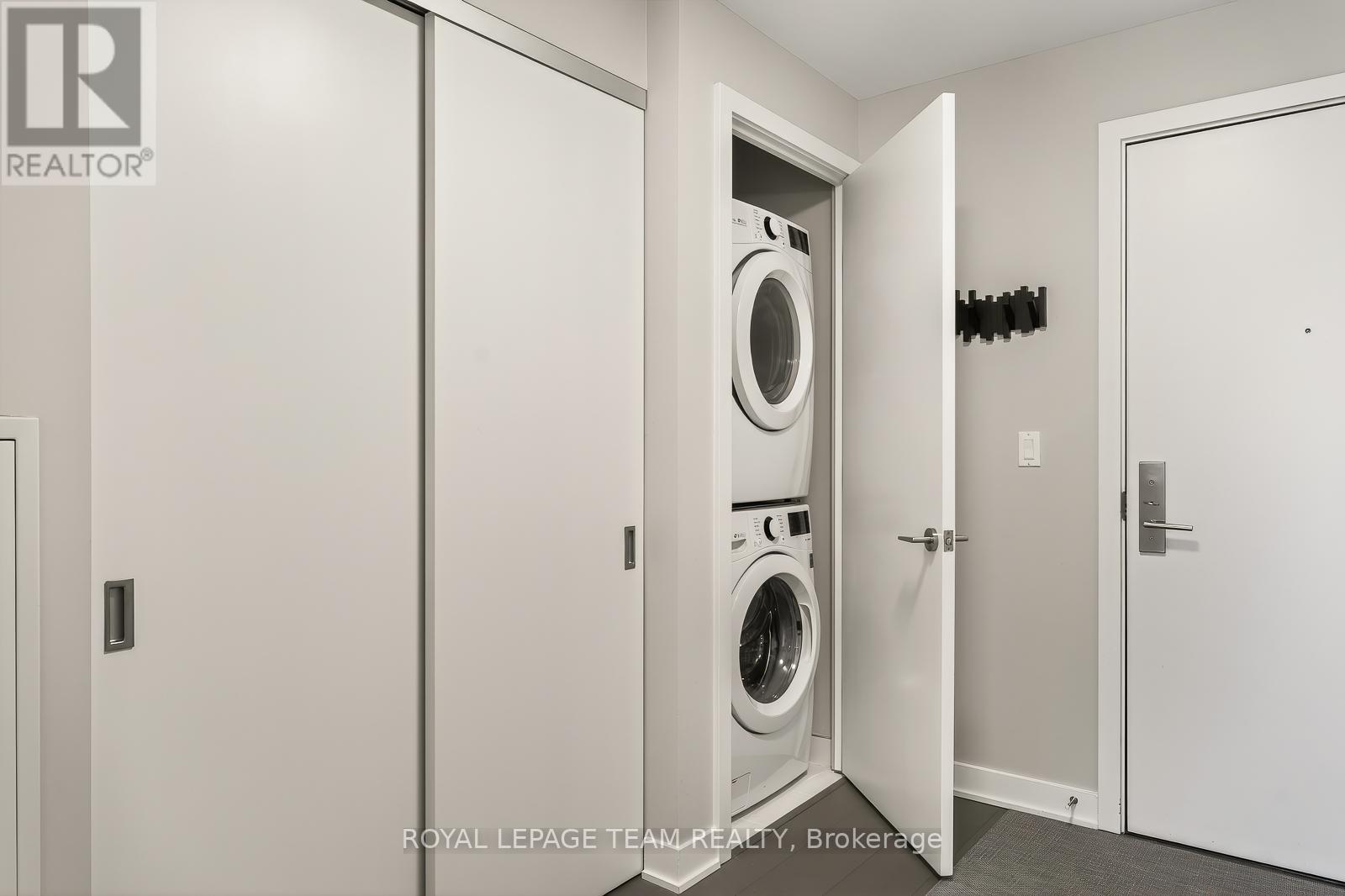 #1009 203 CATHERINE STREET - 23