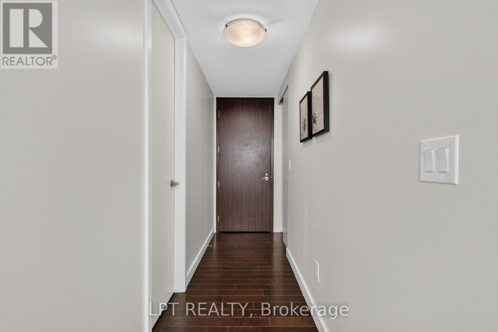 #1004 201 PARKDALE AVENUE - 26
