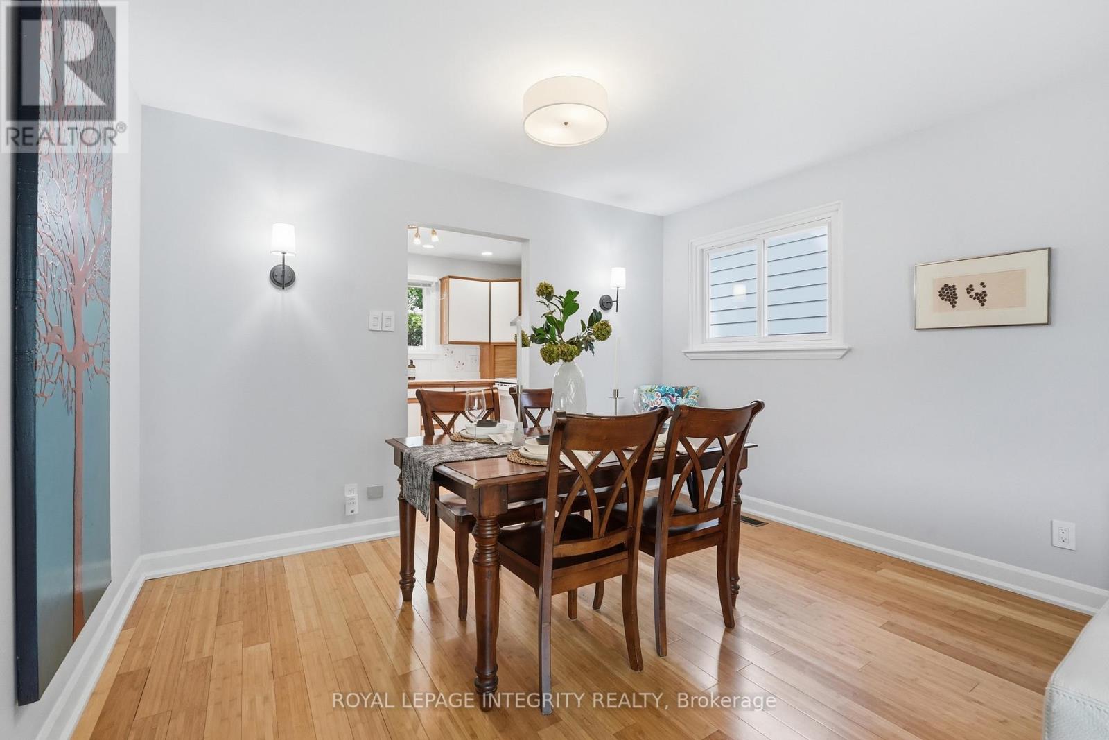 3 Bed, 2 Bath House for Sale in Ottawa – 6 WOODVIEW CRESCENT, Ottawa – MLS# X13489264 - Image 13