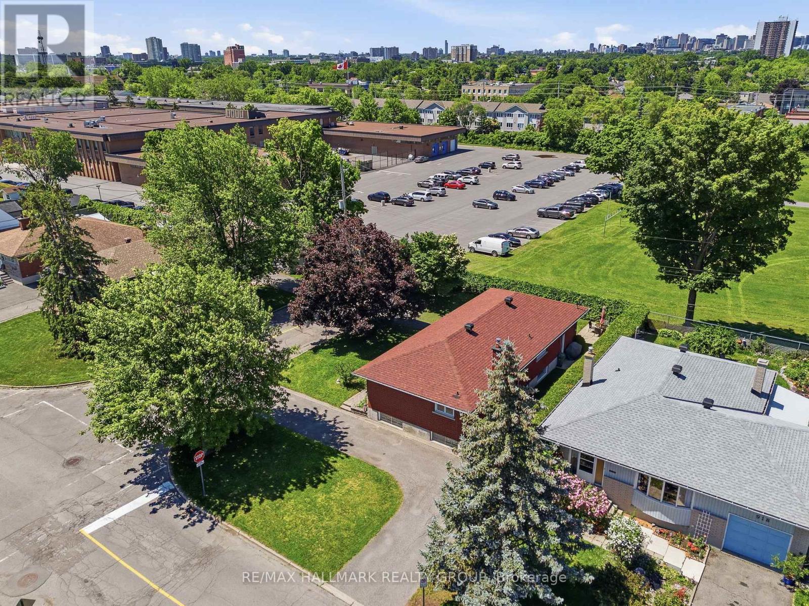 4 Bed, 2 Bath House for Sale in Ottawa – 507 SIROIS AVENUE, Ottawa – MLS# X13489356 - Image 35