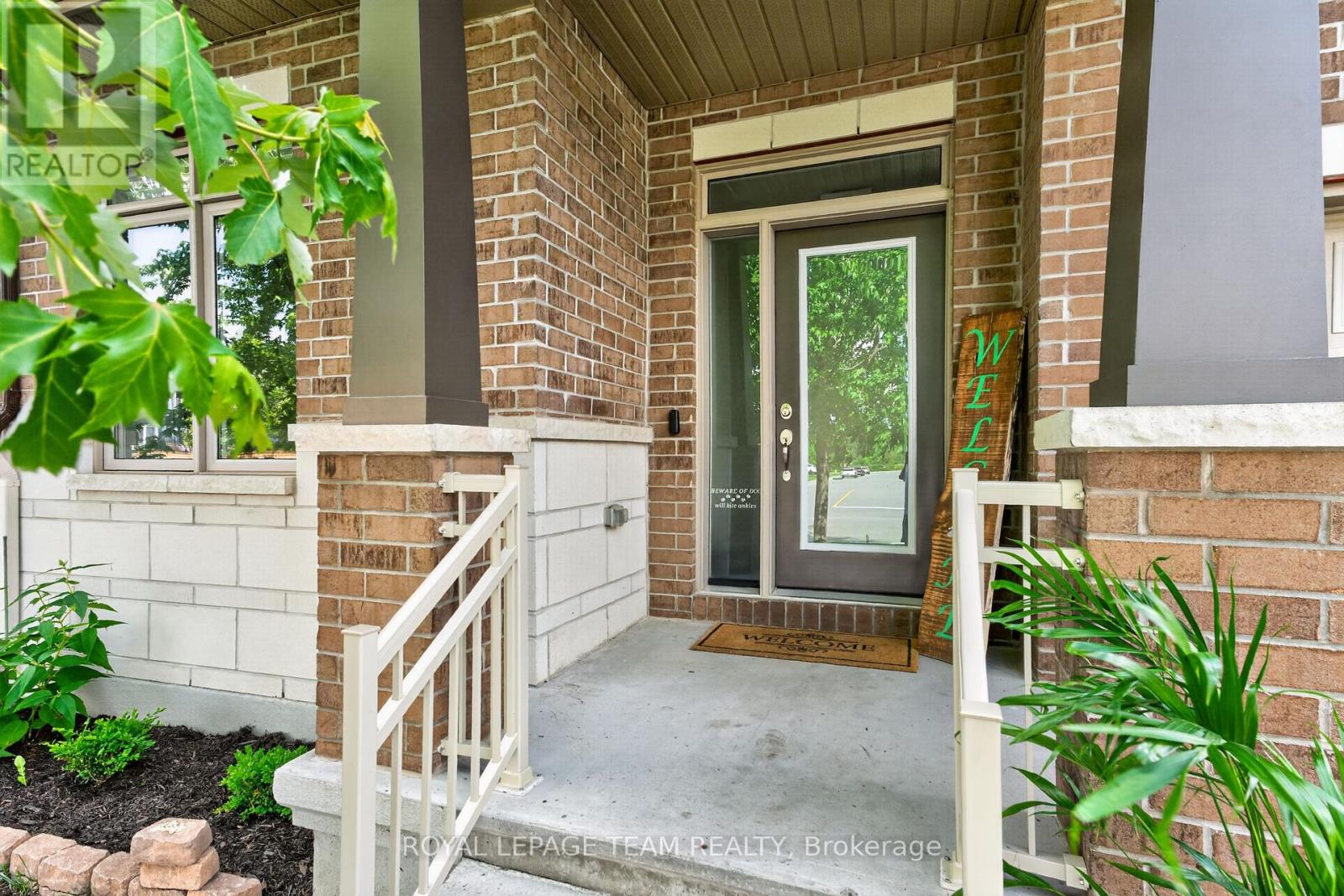 WELCOMING Front entry to semi-detached bungalow
