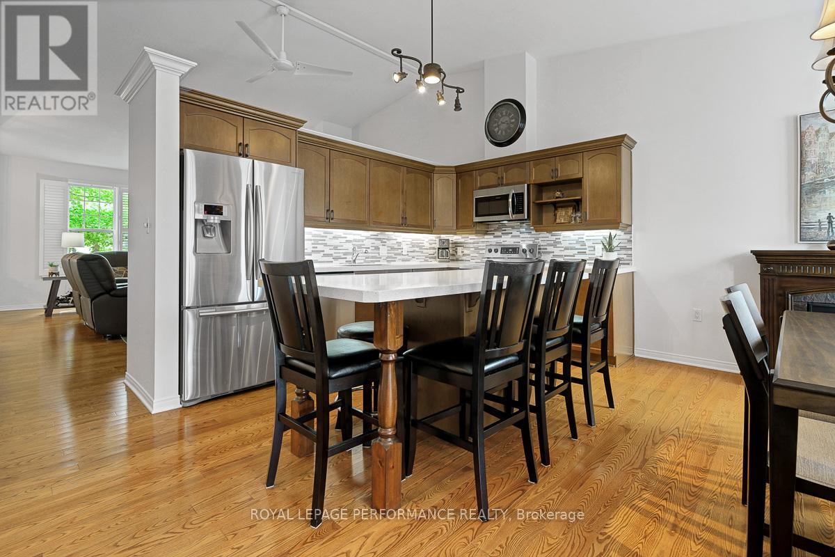 2 Bed, 2 Bath House for Sale in Ottawa – 540 TRAILVIEW PRIVATE, Ottawa – MLS# X13489486 - Image 12