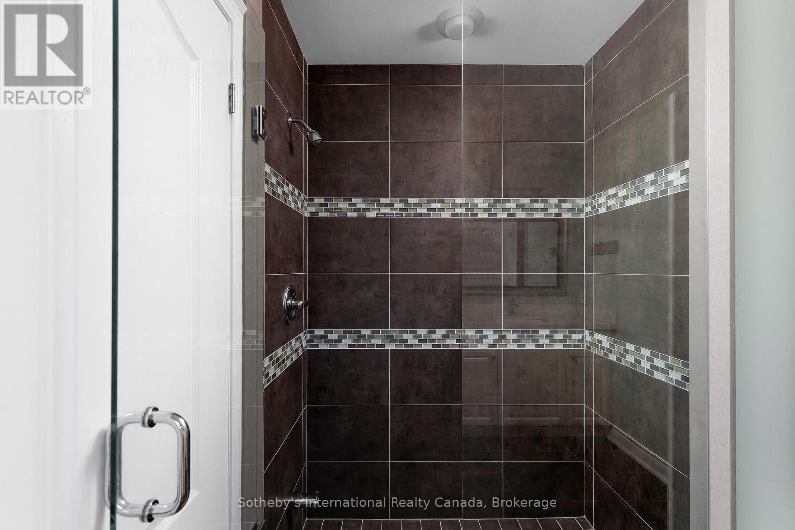 13905 KENNEDY ROAD - 39