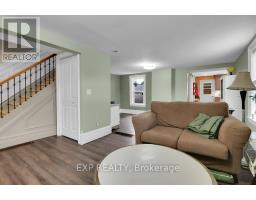 Primary Bedroom - 136 Park Street, Brockville, ON K6V2G9 Photo 9