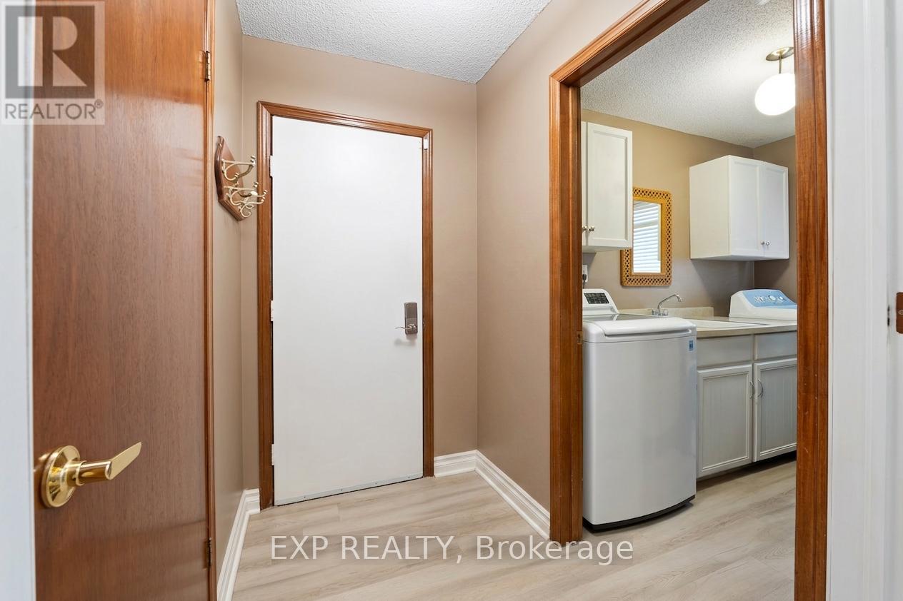 38 CAPRI STREET - 14