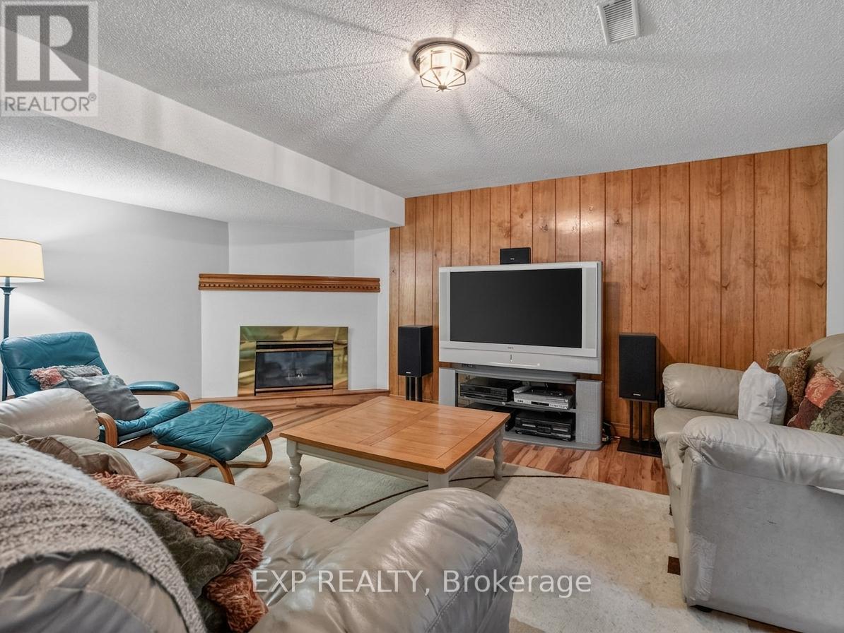 38 CAPRI STREET - 23