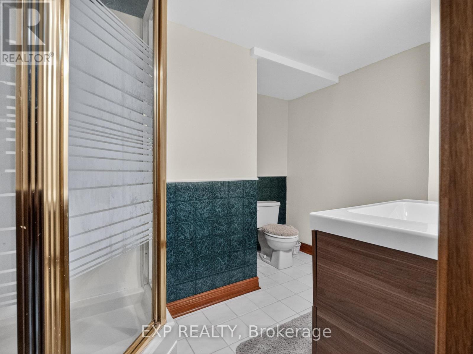 38 CAPRI STREET - 30