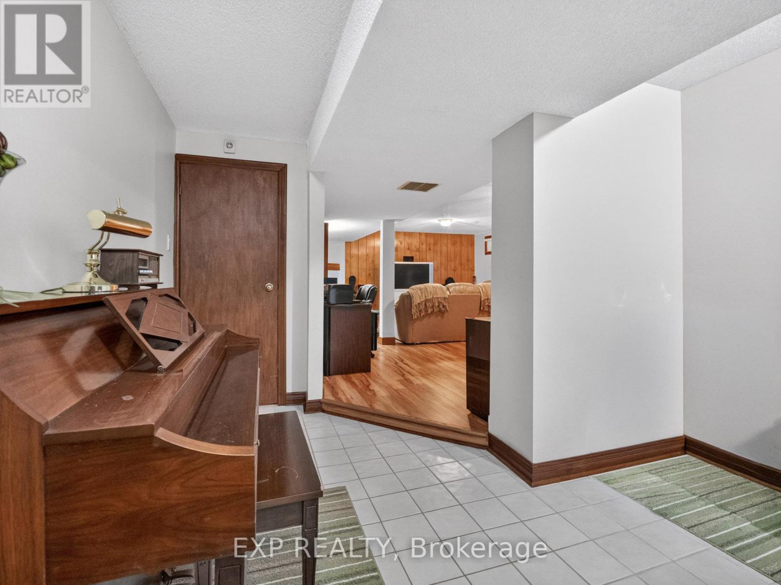 38 CAPRI STREET - 31