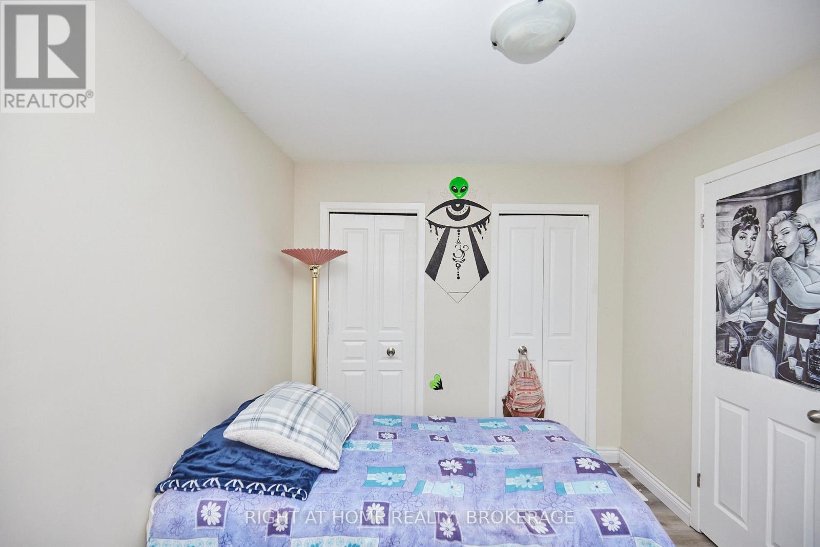 20 AUGUSTA AVENUE - 25
