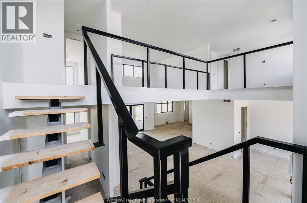 65 UNITY COURT - 11