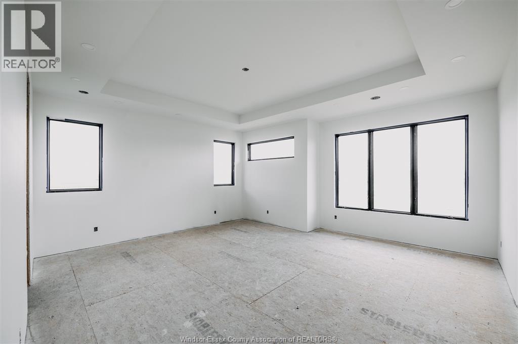 65 UNITY COURT - 12