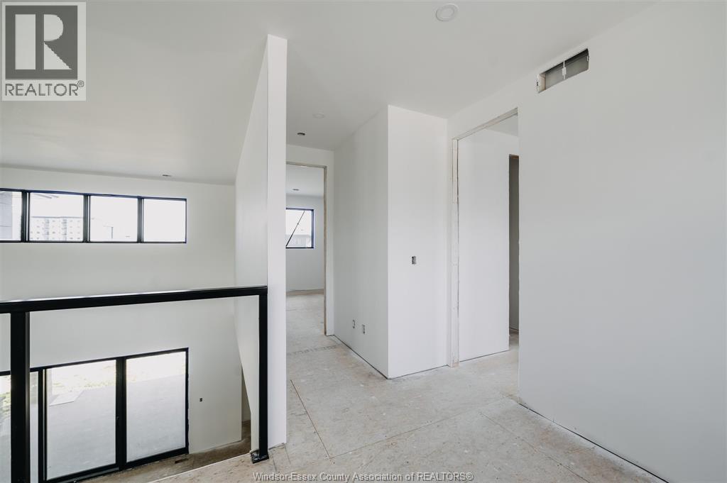65 UNITY COURT - 17