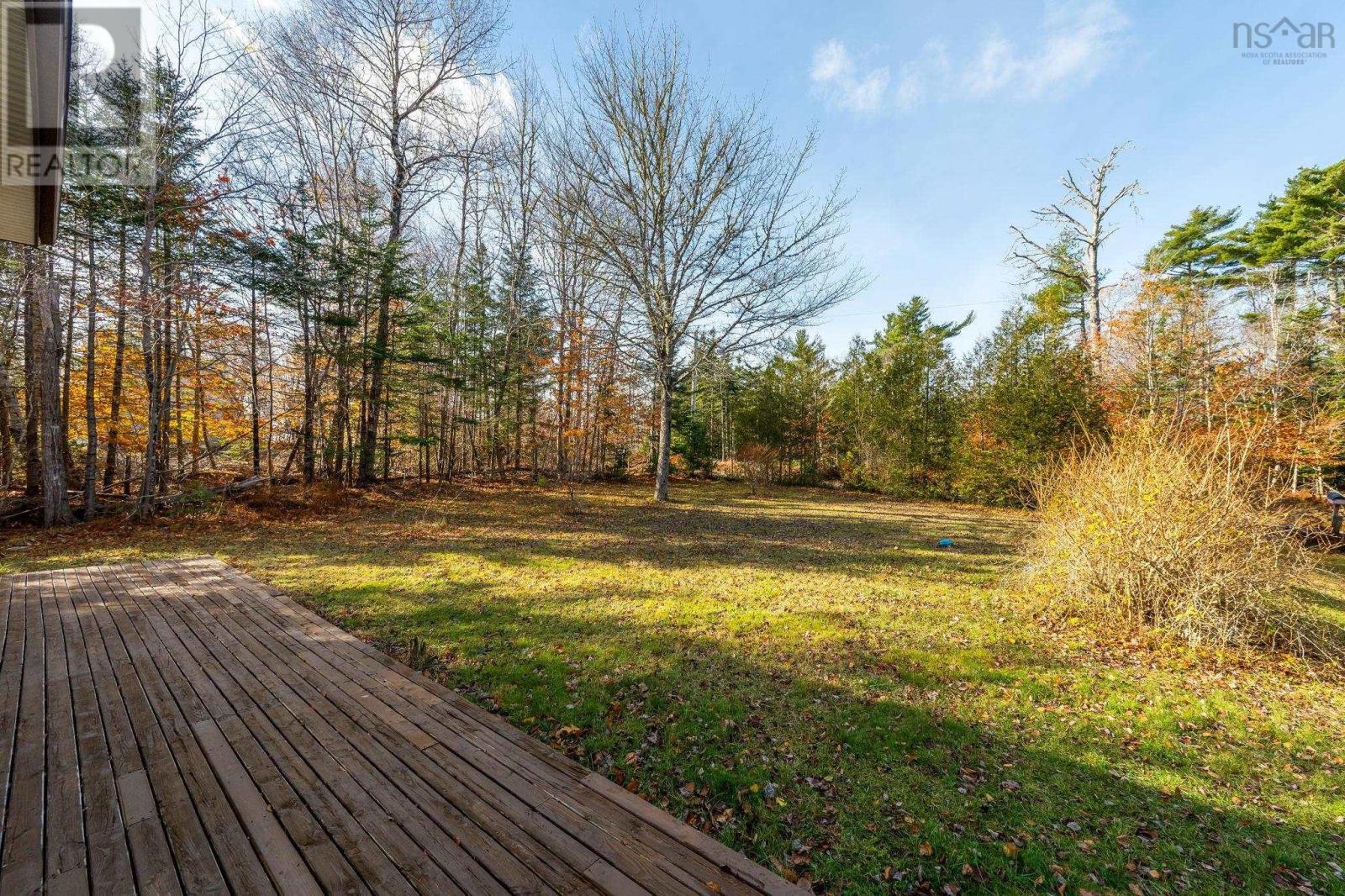 83 Samuel Oickle Road - 40