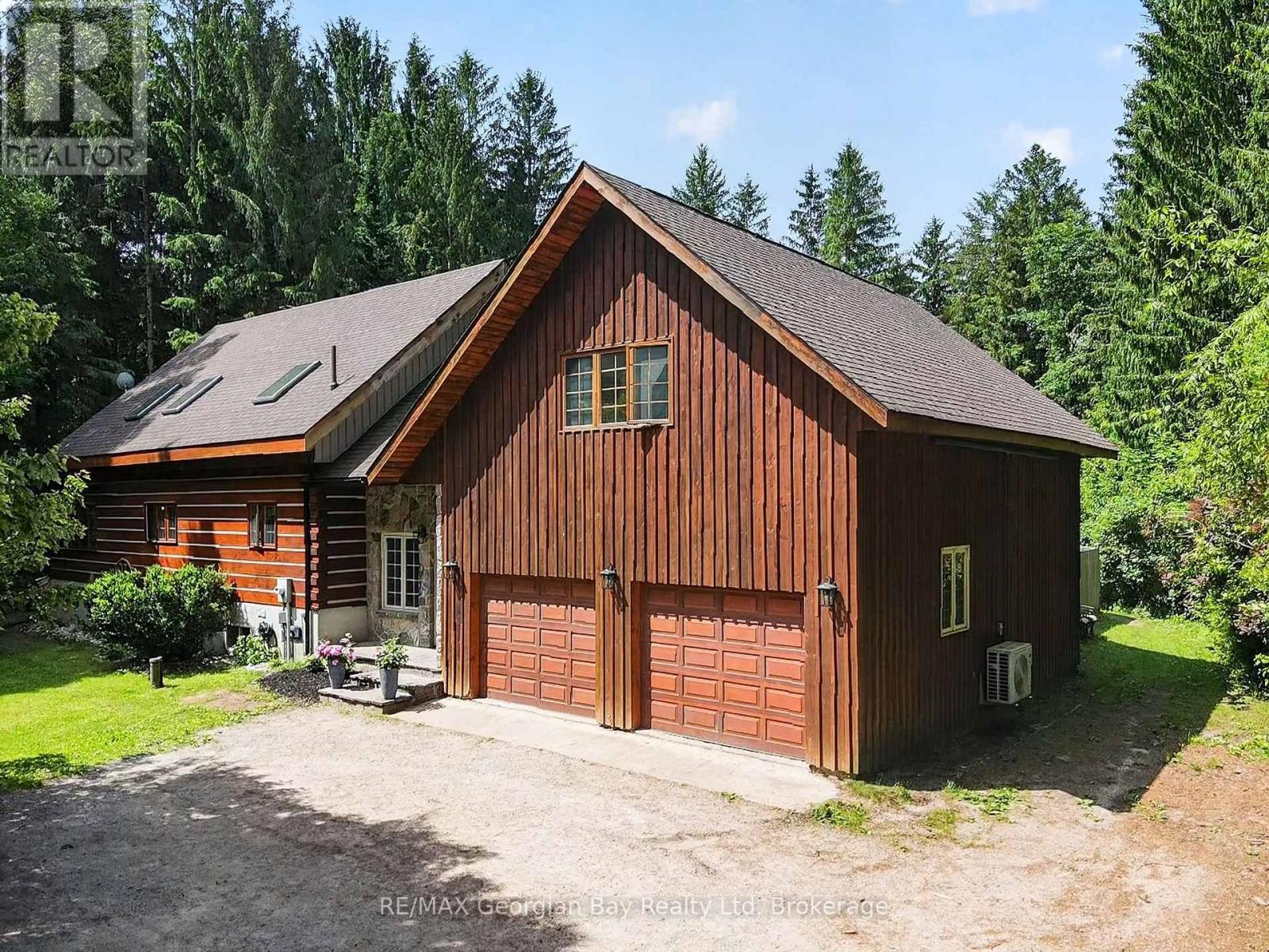 19 KINGFISHER CRESCENT - 39