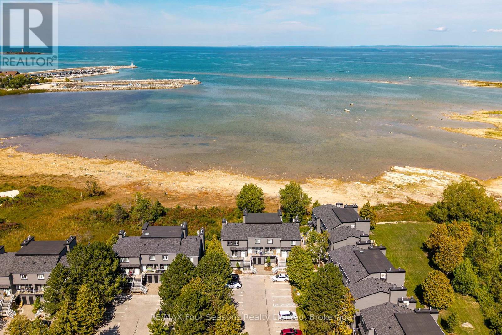 #17 44 TROTT BOULEVARD - 22