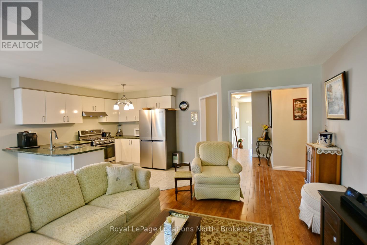 50 REGINA BOULEVARD - 13