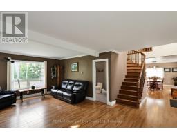 4 Moore Avenue, Tay, ON L0K2A0 Photo 17
