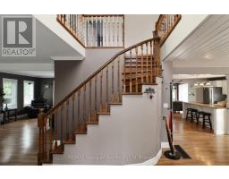 4 Moore Avenue, Tay, ON L0K2A0 Photo 19