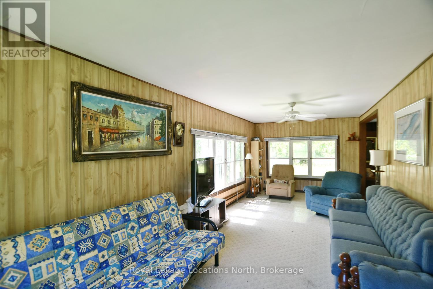 20 MARILYN AVENUE N - 14