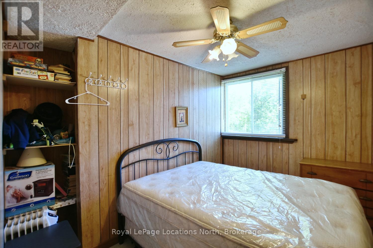 20 MARILYN AVENUE N - 19