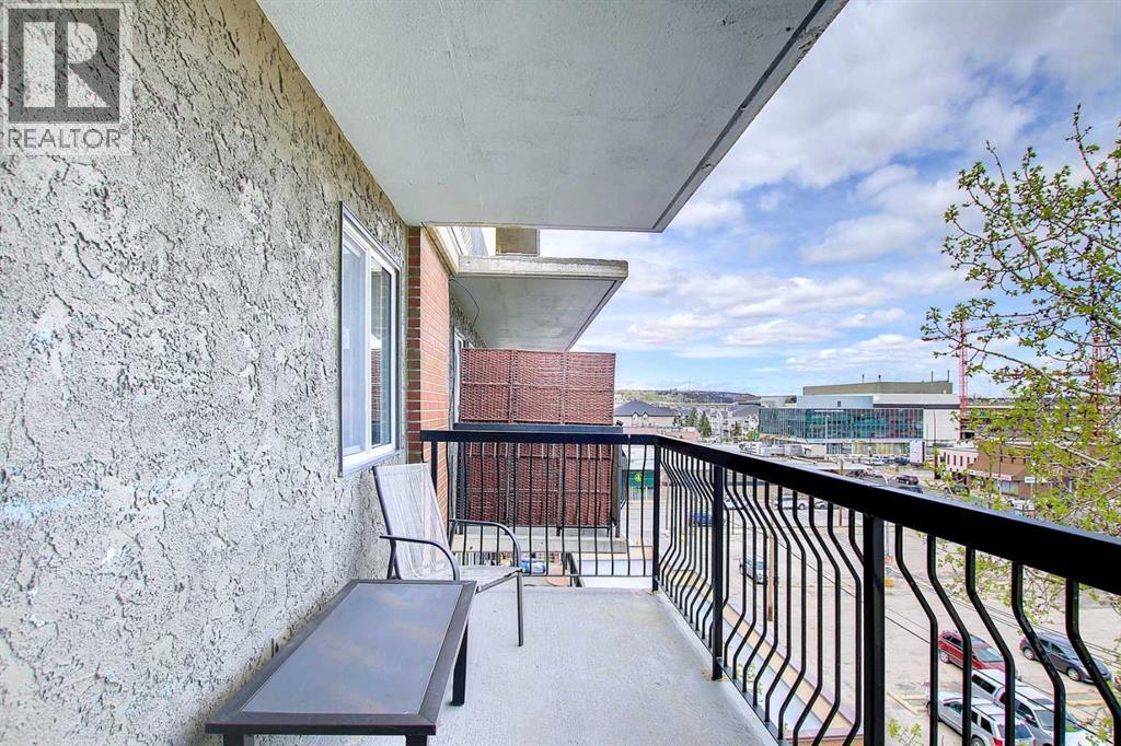 #606 1320 12 Avenue SW - 24