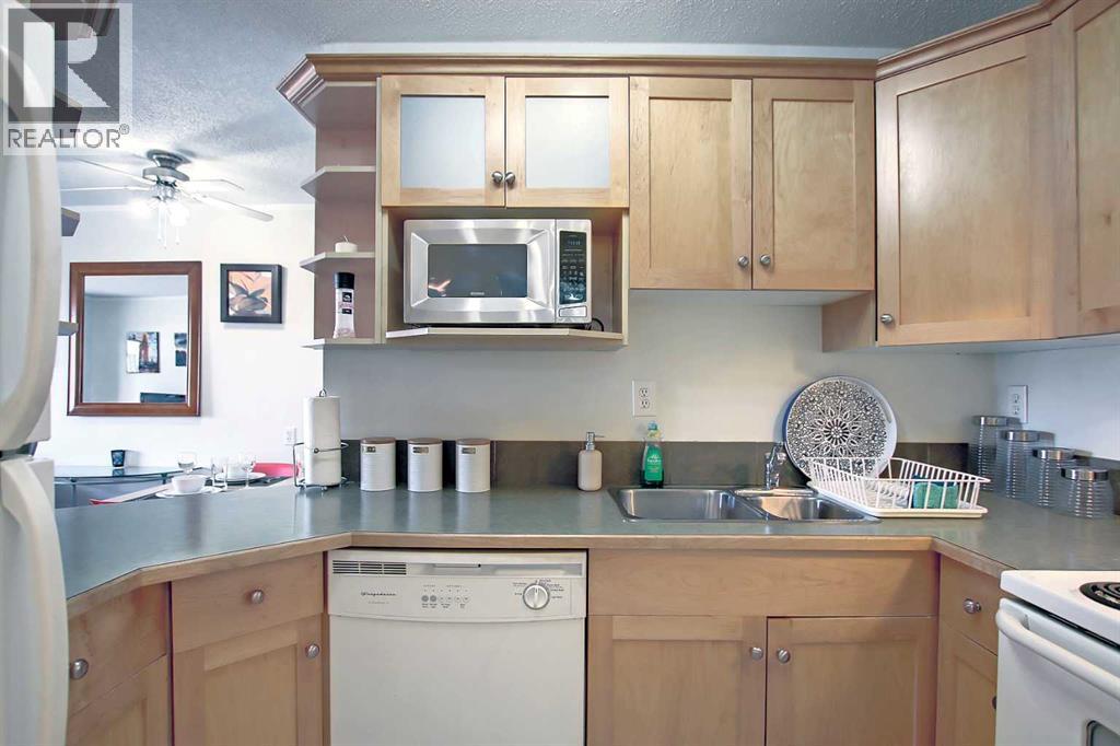 #606 1320 12 Avenue SW - 10