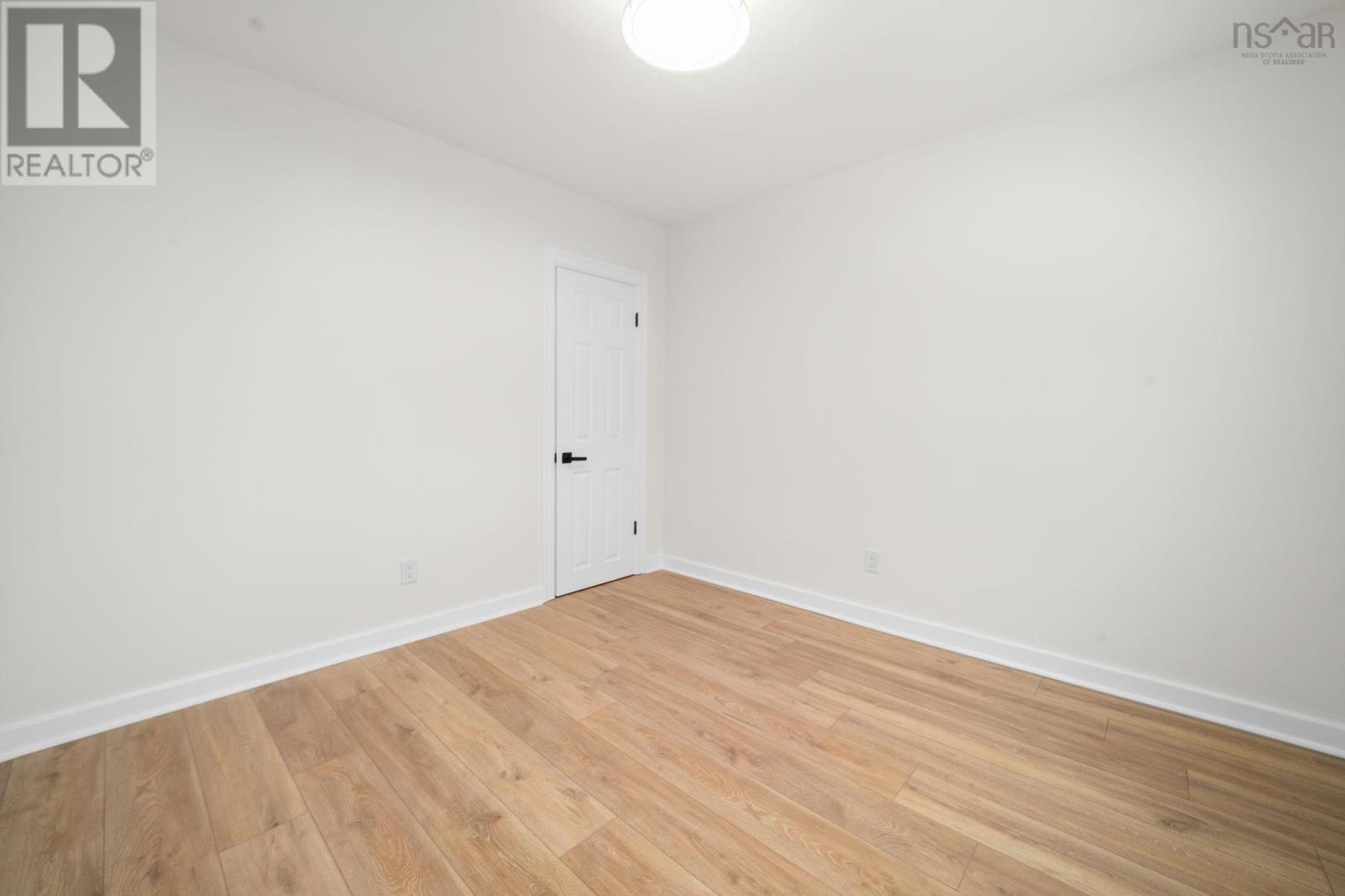 60 Saskatoon Drive - 24