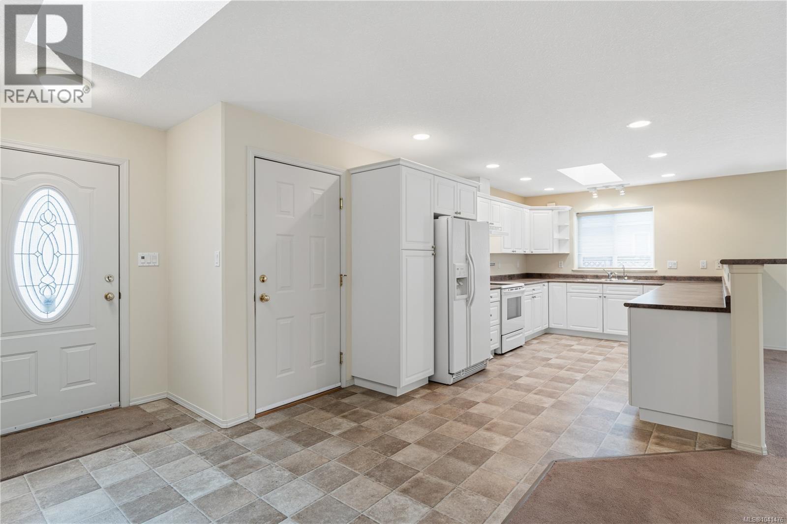 318 Clarkson Pl - 11