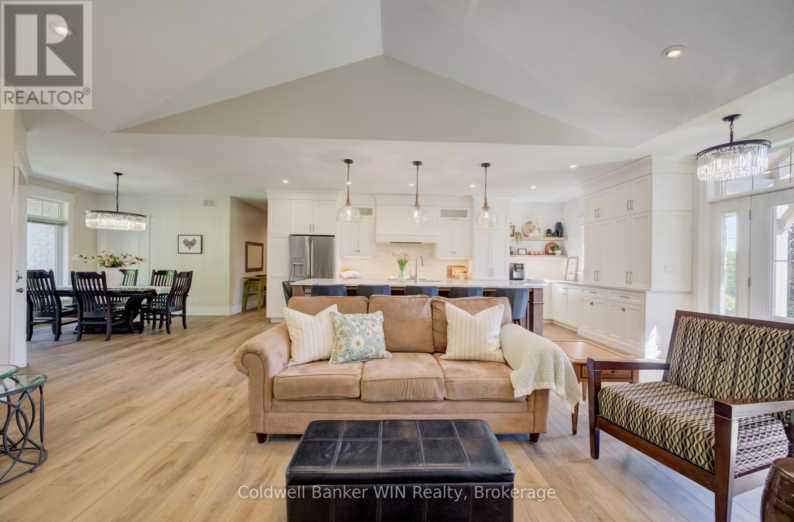 9490 WELLINGTON ROAD 6 - Image 8