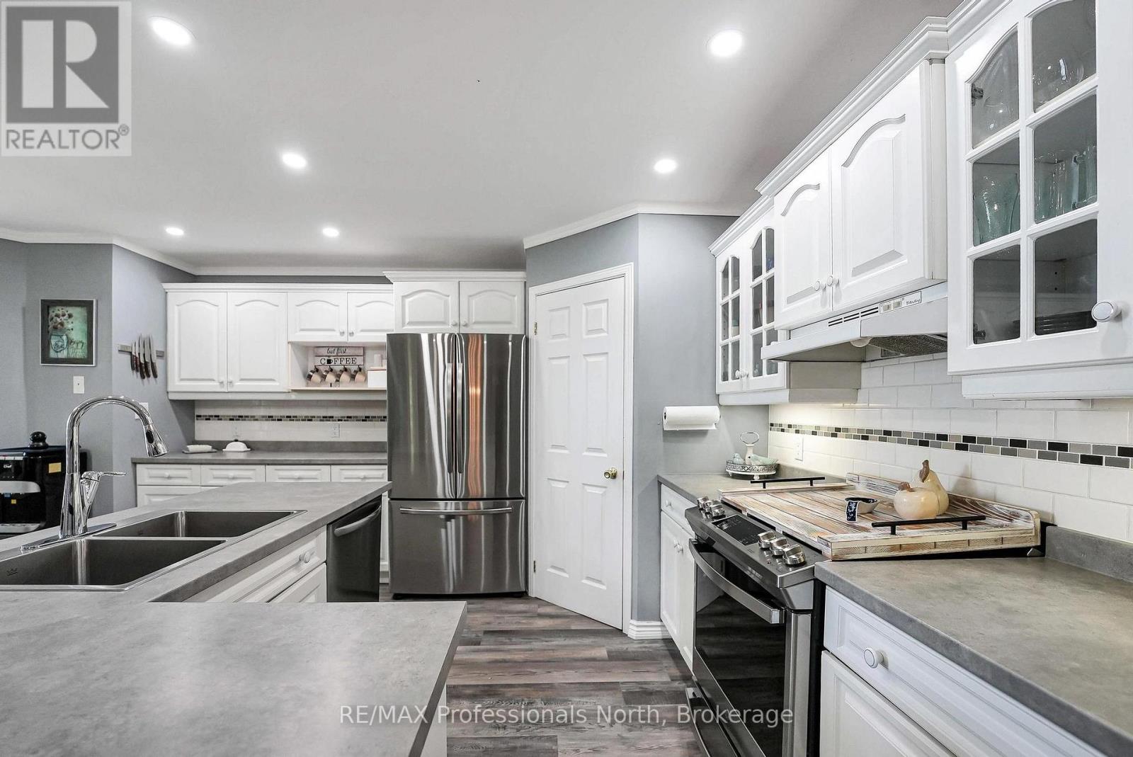1187 WOODS ROAD - 16