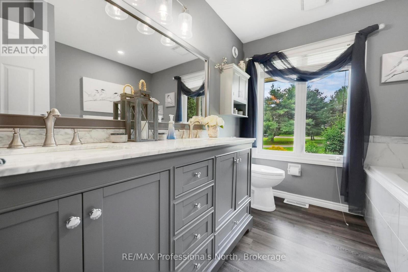 1187 WOODS ROAD - 23