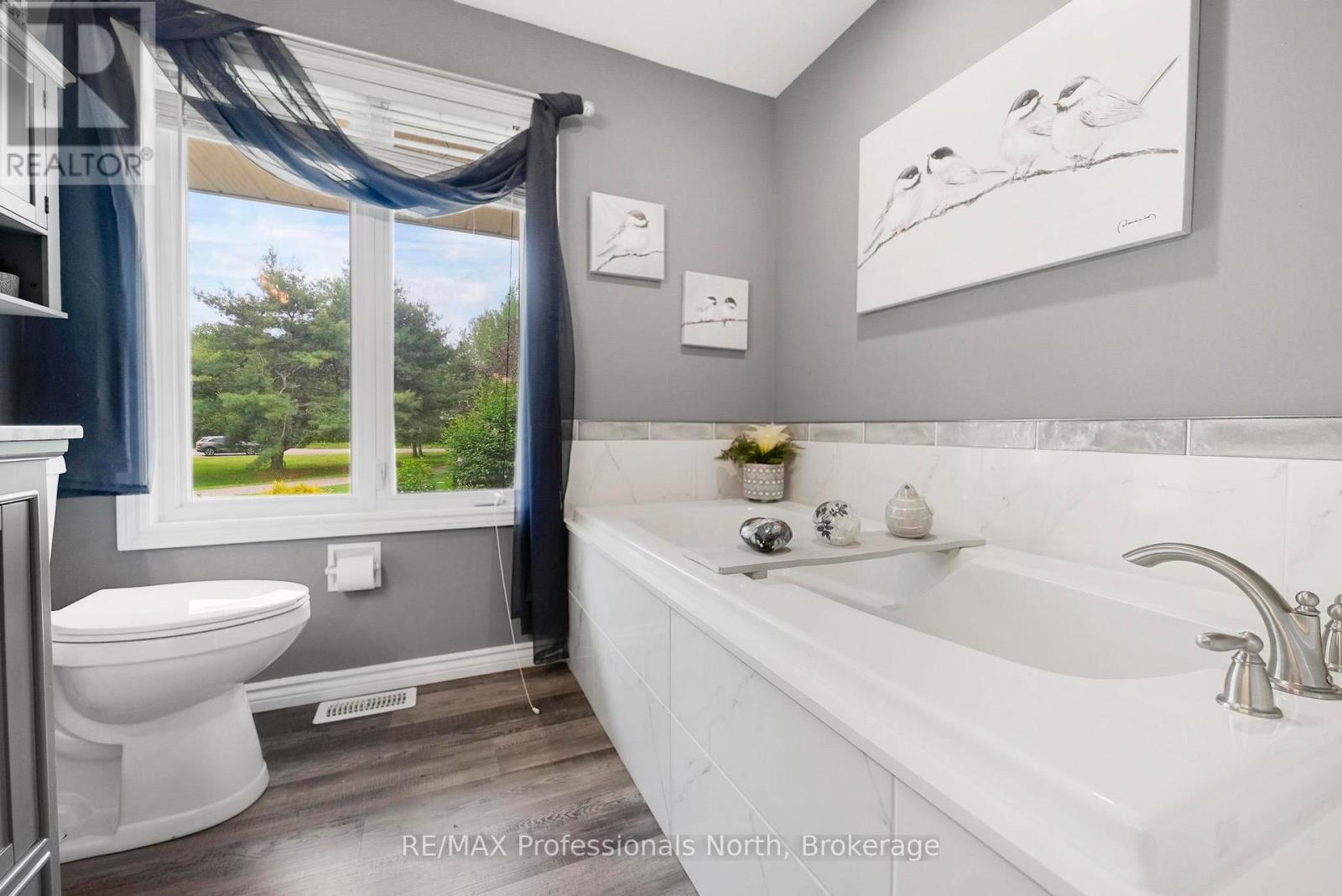 1187 WOODS ROAD - 24