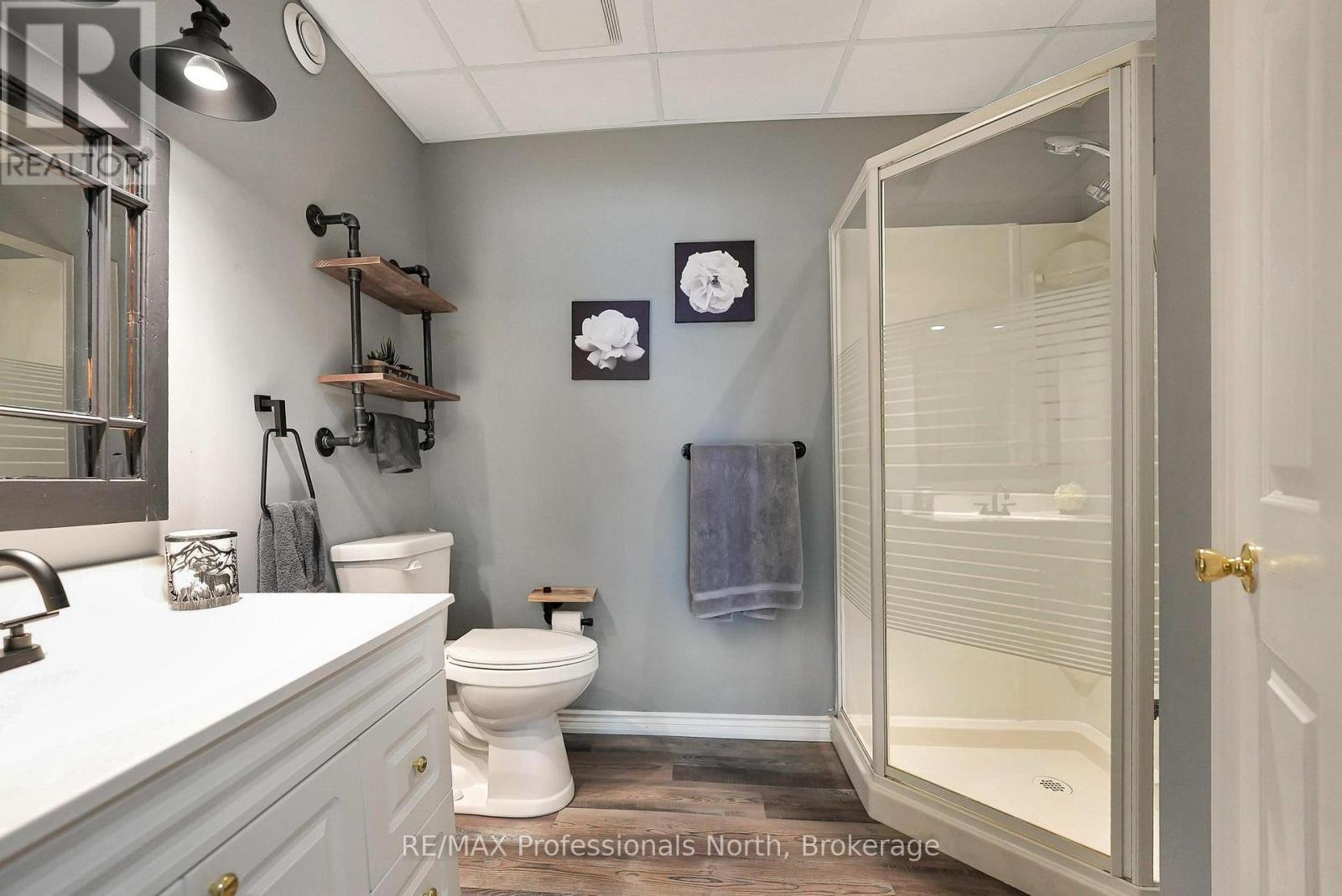 1187 WOODS ROAD - 34
