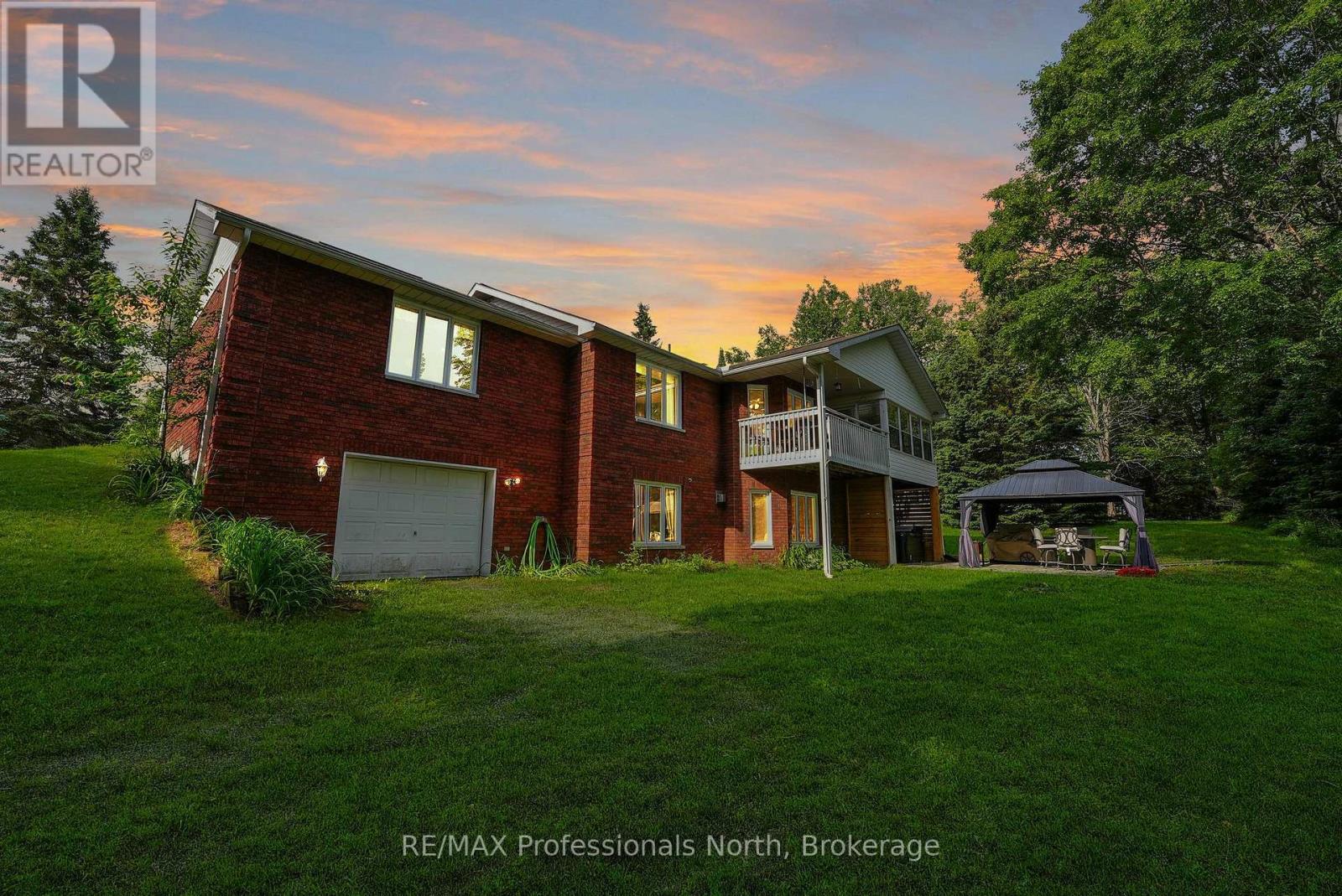 1187 WOODS ROAD - 37