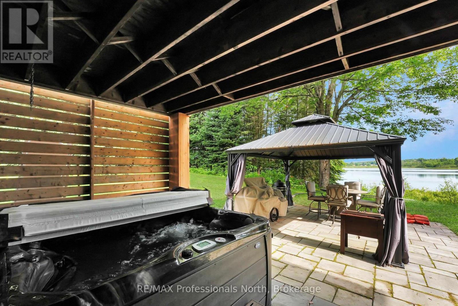 1187 WOODS ROAD - 41