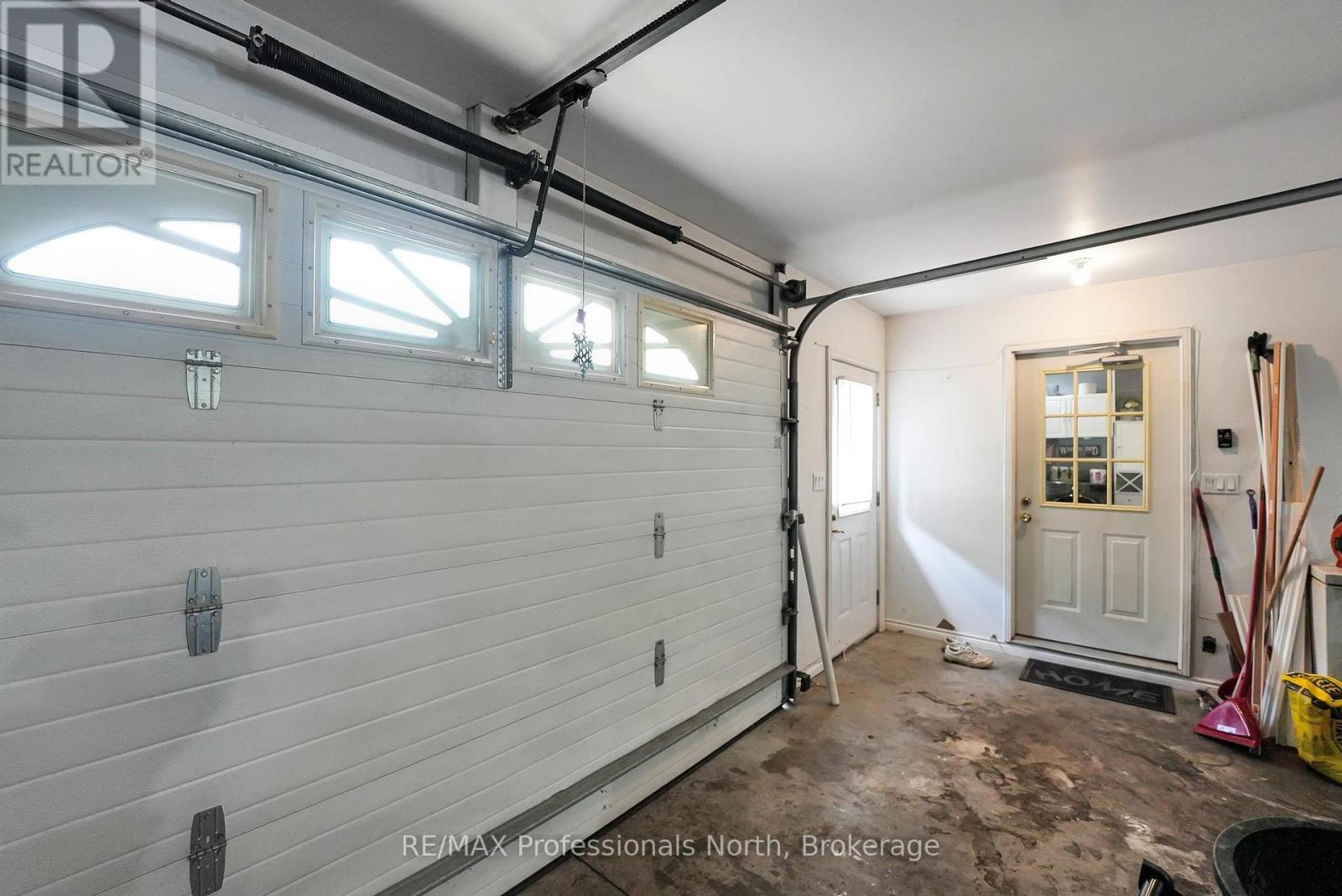 1187 WOODS ROAD - 45